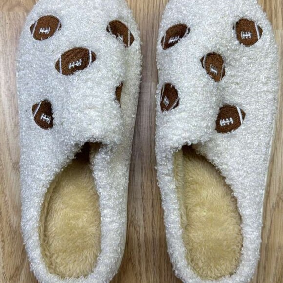 Cozy Football Print Slippers | Fuzzy Indoor Slides | Size L (9–10) - Picture 7 of 12